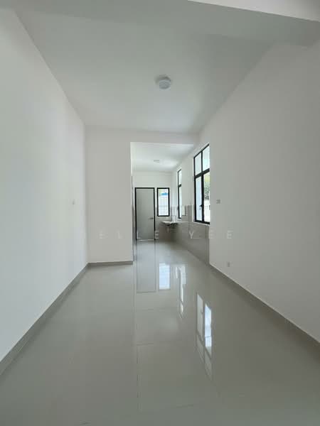 Rumah Teres 3 Tingkat untuk Dijual di Taman Connaught (Cheras) - Belle Yee - Interior - PropertyGuru.com.my
