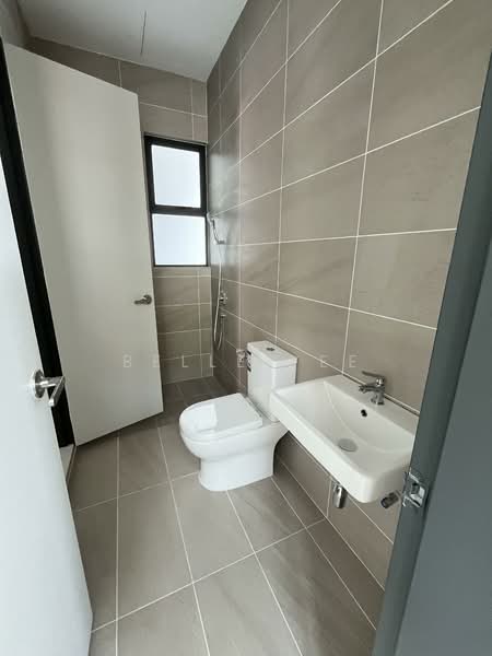 Rumah Teres 3 Tingkat untuk Dijual di Taman Connaught (Cheras) - Belle Yee - Bathroom - PropertyGuru.com.my