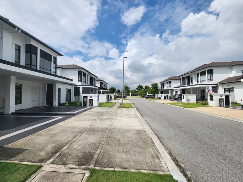 Rumah Banglo untuk Disewa di Eco Grandeur (Puncak Alam) - Raymond Siew - Exterior - PropertyGuru.com.my