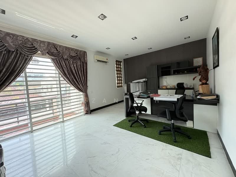 Semi-Detached House for Sale in Pulau Tikus (Penang) - Suzan Beh - Study - PropertyGuru.com.my