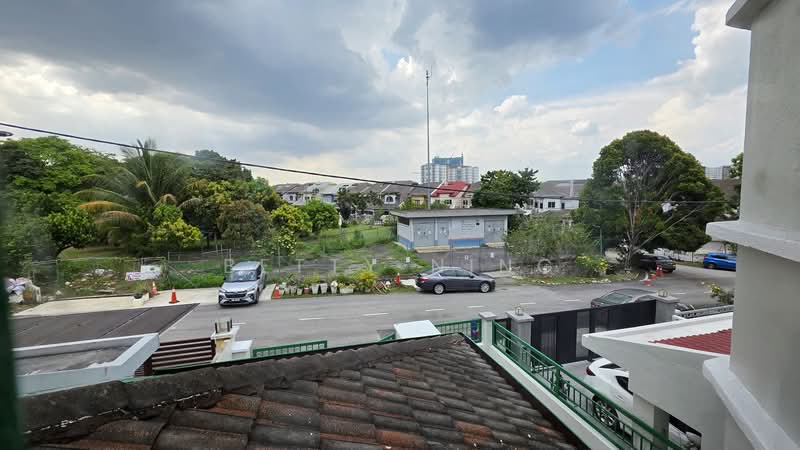 2-storey Terraced House for Rent in Puchong (Selangor) - Betty Ning - view from master bedroom - PropertyGuru.com.my