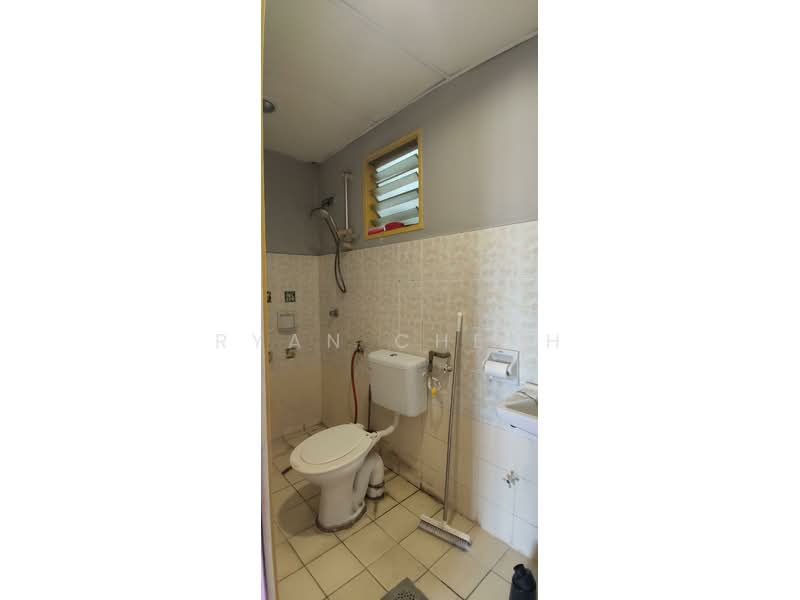 Condominium for Rent at Menara Menjalara - Ryan Cheah - Bathroom - PropertyGuru.com.my