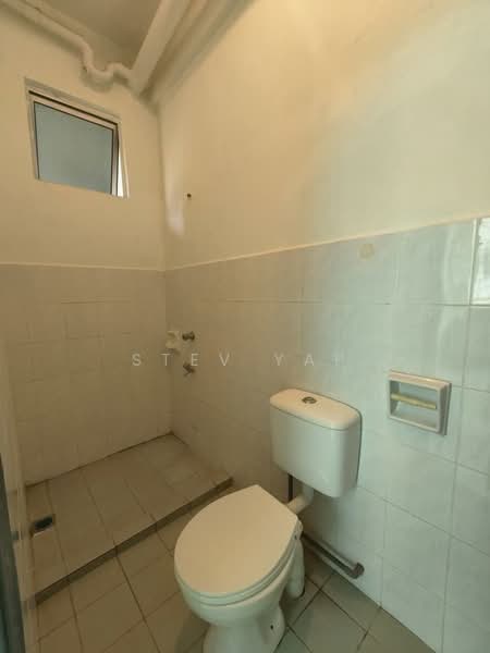 Apartment for Sale at Delta Heights - Stev Yap - Bathroom - PropertyGuru.com.my