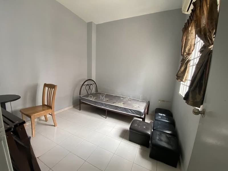 2-storey Terraced House for Sale in Bandar Bukit Tinggi 2 (Klang) - Tom Lee - Bedroom - PropertyGuru.com.my
