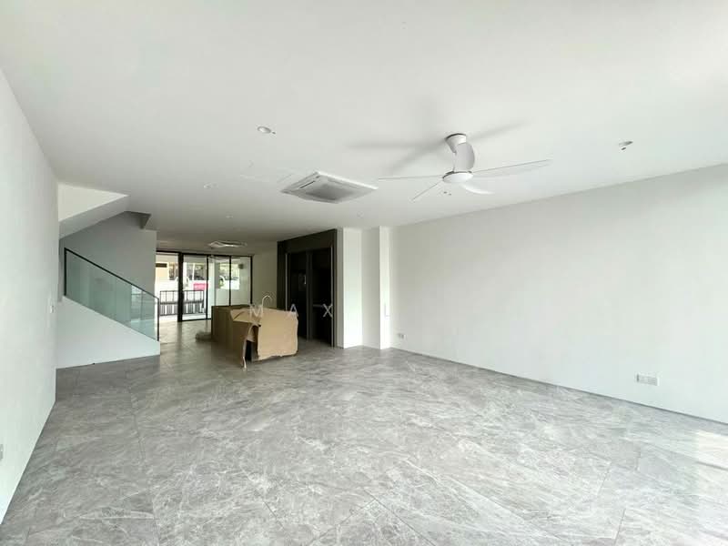 Hinai Height Brand New Duplex Townhouse @ Tg Bungah untuk Untuk Disewa - RM 5,000 /bulan, Mac 2026 - Living Room - PropertyGuru.com.my