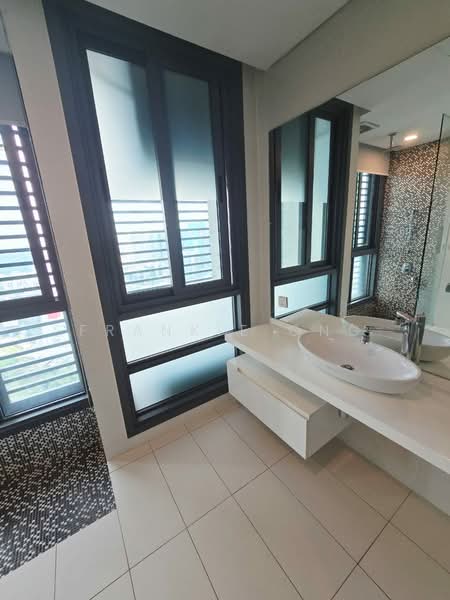 Servis Apartment untuk Disewa di Vogue Suites One - Frankie Ong - Bathroom - PropertyGuru.com.my