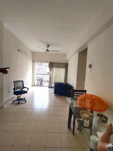 Pangsapuri untuk Dijual di Sri Impian - Brandon Yee - Living Room - PropertyGuru.com.my