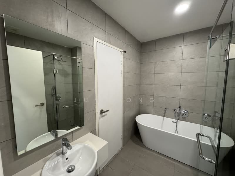 Service Residence for Rent at Dorsett Waterfront Subang - Jun hong - Bathroom - PropertyGuru.com.my