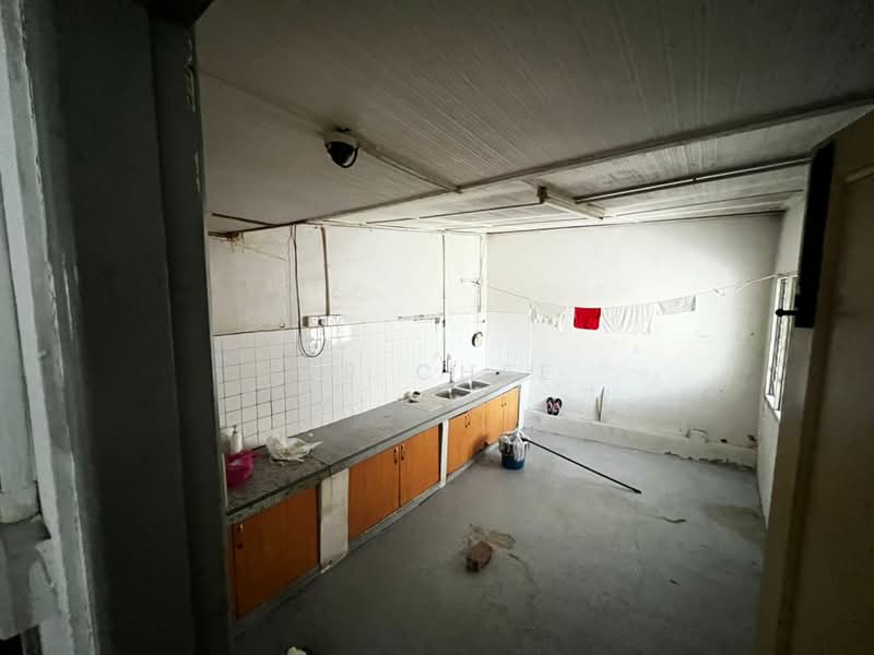 Semi-Detached House for Sale in Taman Merdeka (Ipoh) - Mr Chee - Kitchen - PropertyGuru.com.my