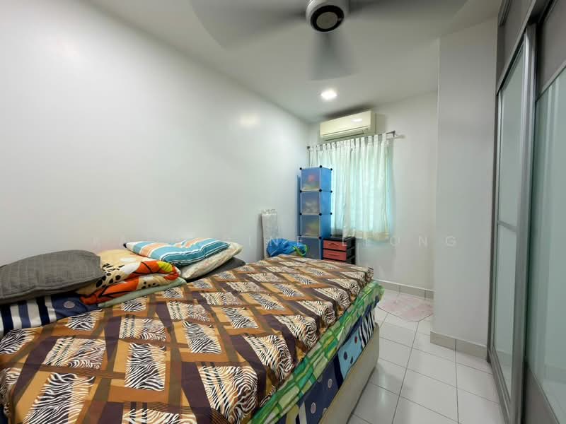 2-storey Terraced House for Sale in Rawang (Selangor) - Katherine Leong - Bedroom - PropertyGuru.com.my
