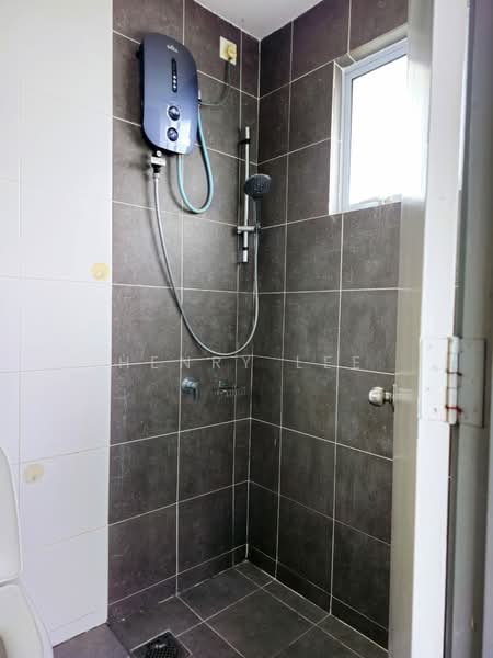 Koi Prima Condominium untuk Untuk Disewa - RM 1,950 /bulan, Mac 2026 - Bathroom - PropertyGuru.com.my