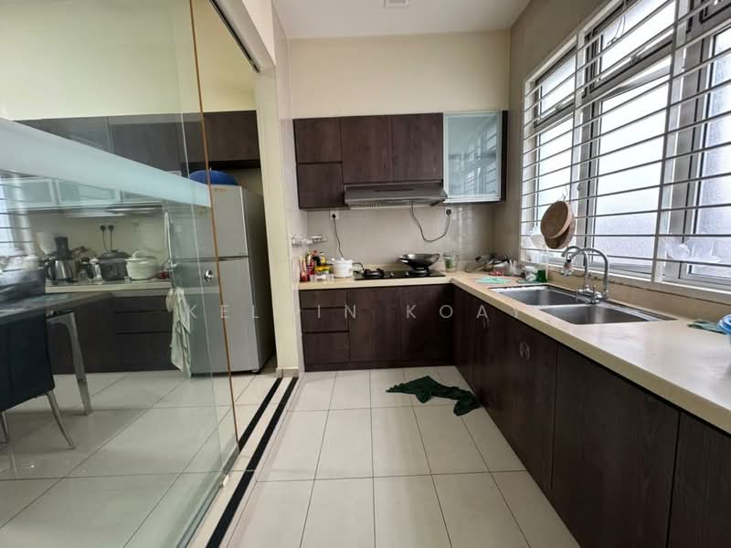 Bina Park @ Bandar Seri Alam untuk Untuk Dijual - RM 850,000, Mac 2026 - Kitchen - PropertyGuru.com.my