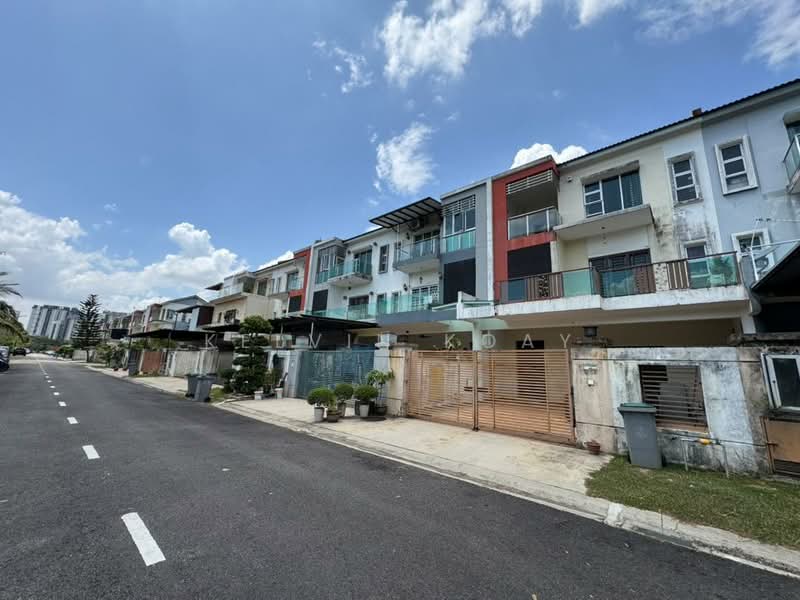 Bina Park @ Bandar Seri Alam untuk Untuk Dijual - RM 850,000, Mac 2026 - Exterior - PropertyGuru.com.my