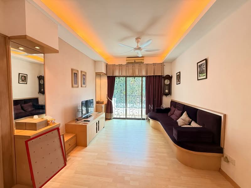 Link Bungalow for Rent in Taman Mount Austin (Tebrau) - Ray Wong - Living Room - PropertyGuru.com.my