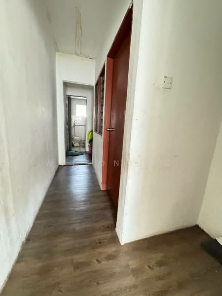 Terraced House for Sale in Taman Damai Jaya (Skudai) - Wilson Teo - Corridor - PropertyGuru.com.my