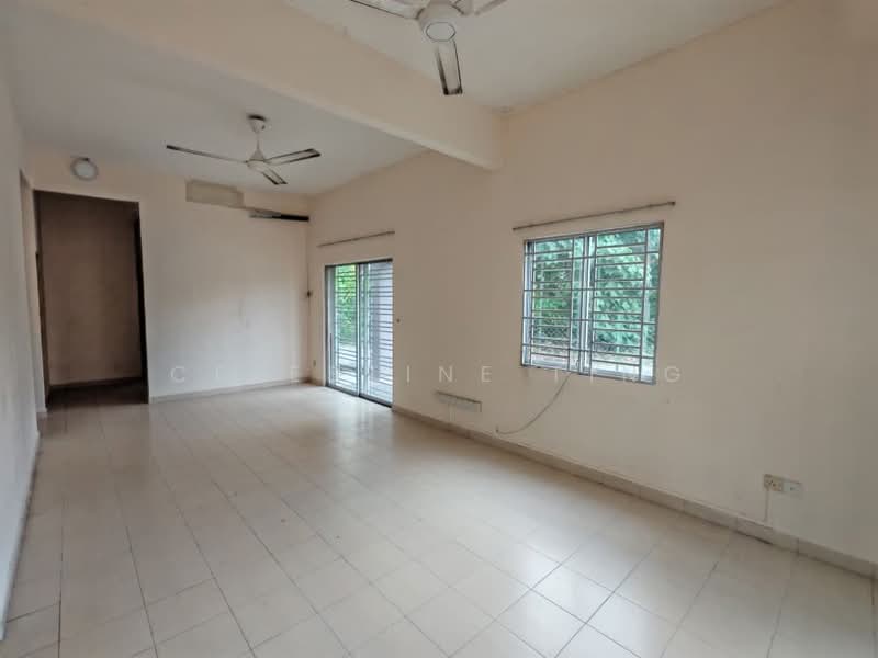 Rumah Teres 1 Tingkat untuk Dijual di Taman Sri Melor (Kajang) - Celestine Ting - Living Room - PropertyGuru.com.my