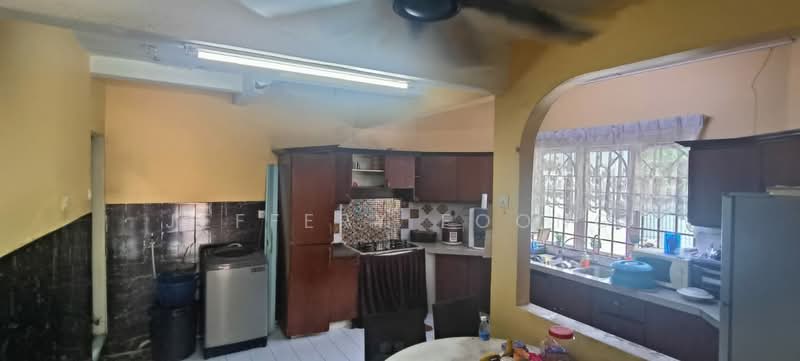 2-storey Terraced House for Sale in Rawang (Selangor) - JEFFERY FOONG - Kitchen - PropertyGuru.com.my