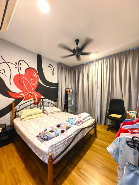 Condominium for Sale at KM1 West - Mak Oliver - Bedroom - PropertyGuru.com.my