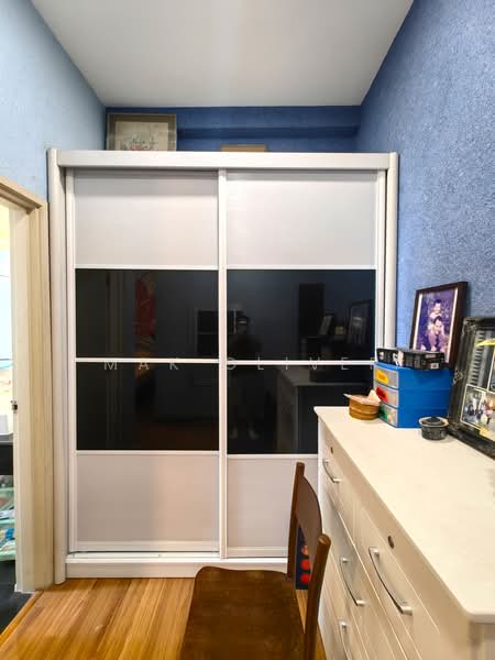 Condominium for Sale at KM1 West - Mak Oliver - Interior - PropertyGuru.com.my