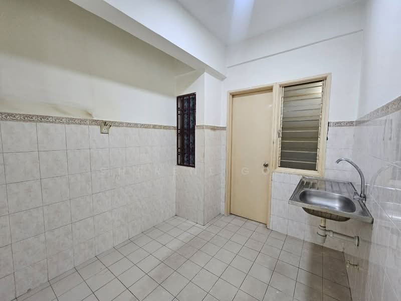 Kondominium untuk Dijual di Pelangi Damansara - Sherene Goh - Kitchen - PropertyGuru.com.my