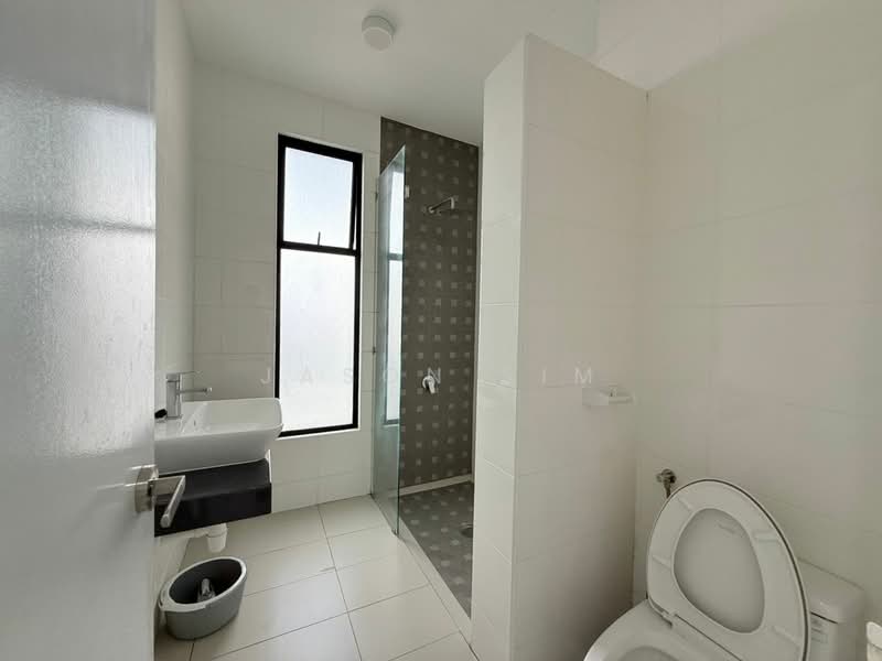26th Avenue, Bukit Indah untuk Untuk Dijual - RM 899,000, Mac 2026 - Bathroom - PropertyGuru.com.my