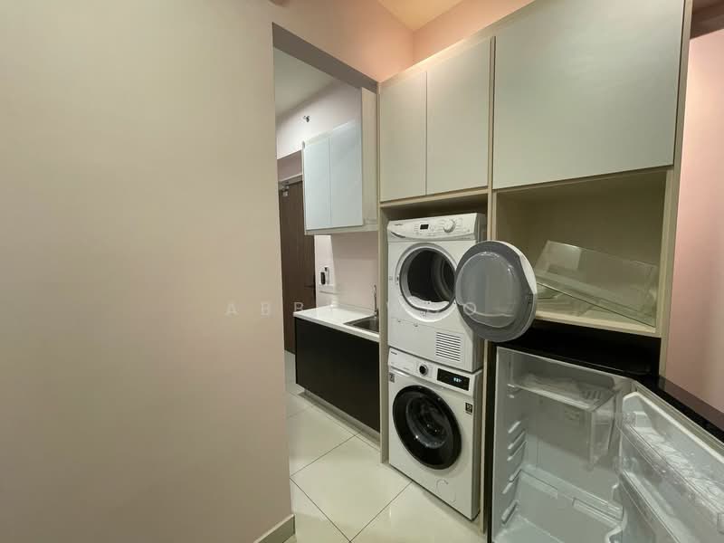 Service Residence for Rent at Setia City Residences - Abby Woo - Kitchen - PropertyGuru.com.my
