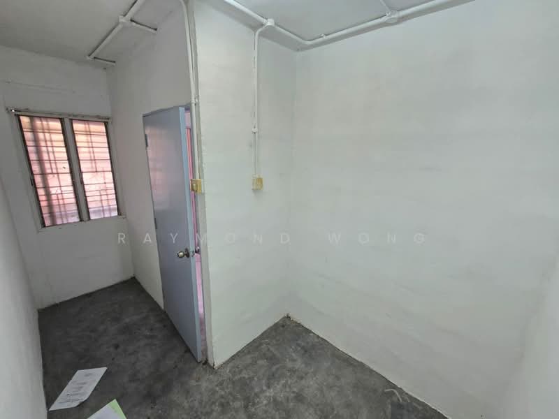 Rumah Flat untuk Dijual di Bandar Damai Perdana (Low Cost) - Raymond Wong - Interior - PropertyGuru.com.my