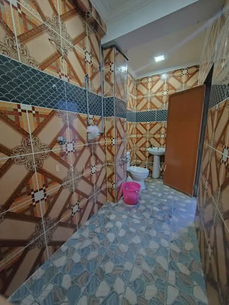 Corner 2 Storey House Bandar Mahkota Cheras untuk Untuk Disewa - RM 2,800 /bulan, Mac 2026 - Bathroom - PropertyGuru.com.my