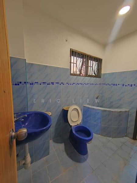 Corner 2 Storey House Bandar Mahkota Cheras untuk Untuk Disewa - RM 2,800 /bulan, Mac 2026 - Bathroom - PropertyGuru.com.my