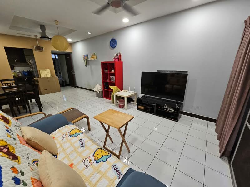 Apartment for Sale at Pangsapuri Saraka - Charles Tan - Living Room - PropertyGuru.com.my