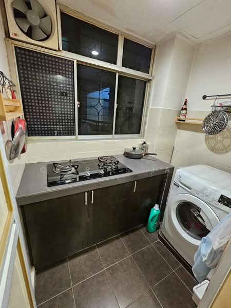 Apartment for Sale at Pangsapuri Saraka - Charles Tan - Kitchen - PropertyGuru.com.my