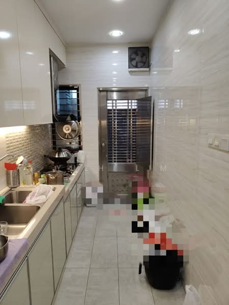 Terraced House for Sale in Johor Bahru (Johor) - Yuzhi Lim - Kitchen - PropertyGuru.com.my