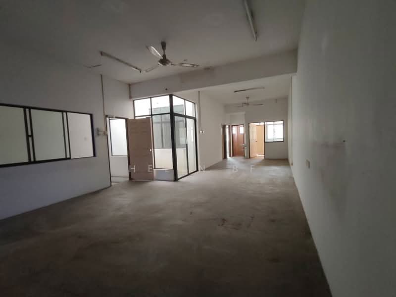 Shop for Rent in Ujong Pasir (Melaka) - Helen BF - Interior - PropertyGuru.com.my