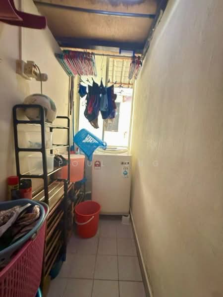 Flat for Sale at Taman Tan Sri Yaacob - Poul Sng - Interior - PropertyGuru.com.my