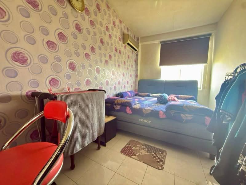 Flat for Sale at Taman Tan Sri Yaacob - Poul Sng - Bedroom - PropertyGuru.com.my