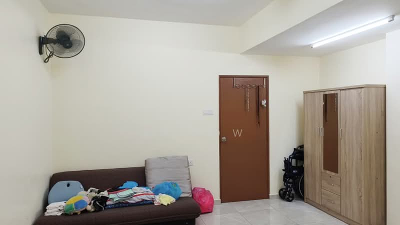 Semi-Detached House for Sale in Tampoi (Johor) - KK Low - Living Room - PropertyGuru.com.my