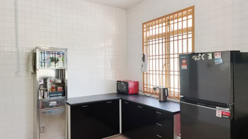 Semi-Detached House for Sale in Tampoi (Johor) - KK Low - Kitchen - PropertyGuru.com.my