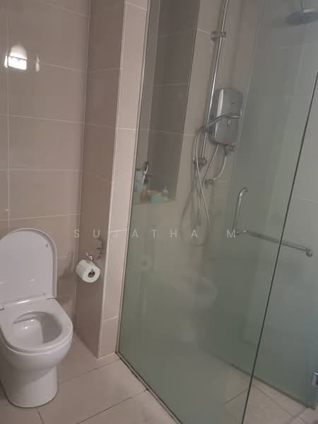 Service Residence for Sale at KL Gateway Residences - Sujatha M - Bathroom - PropertyGuru.com.my