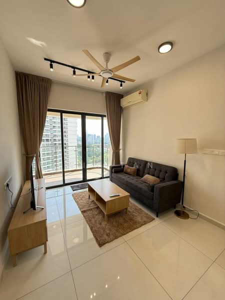Condominium for Rent at Kings Bay @ Country Garden Danga Bay - Win Tan - Living Room - PropertyGuru.com.my
