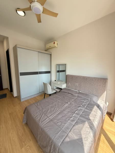 Condominium for Rent at Kings Bay @ Country Garden Danga Bay - Win Tan - Bedroom - PropertyGuru.com.my