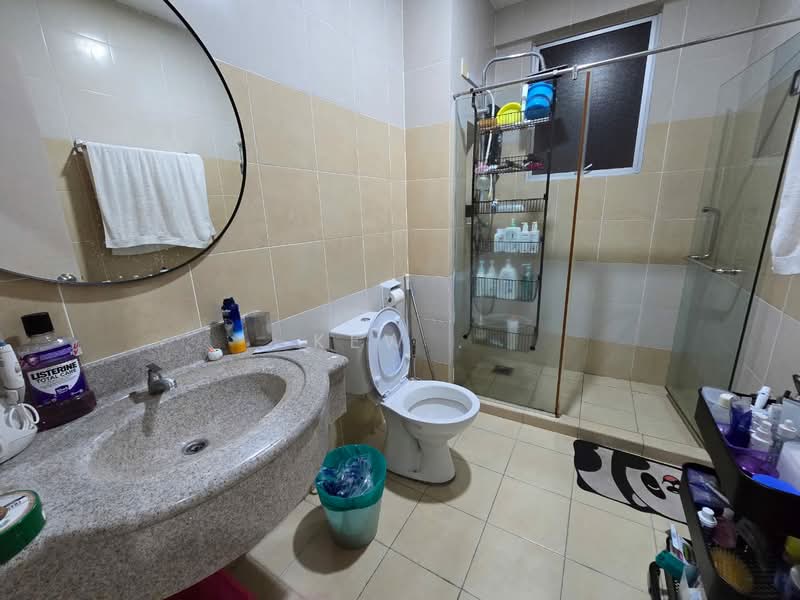 2-storey Terraced House for Sale in Palm Walk (Bandar Sungai Long) - Kew . - Bathroom - PropertyGuru.com.my