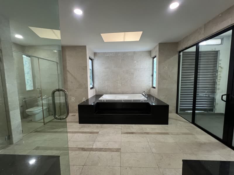 Duta Villa untuk Untuk Disewa - RM 5,300 /bulan, Mac 2026 - Bathroom - PropertyGuru.com.my