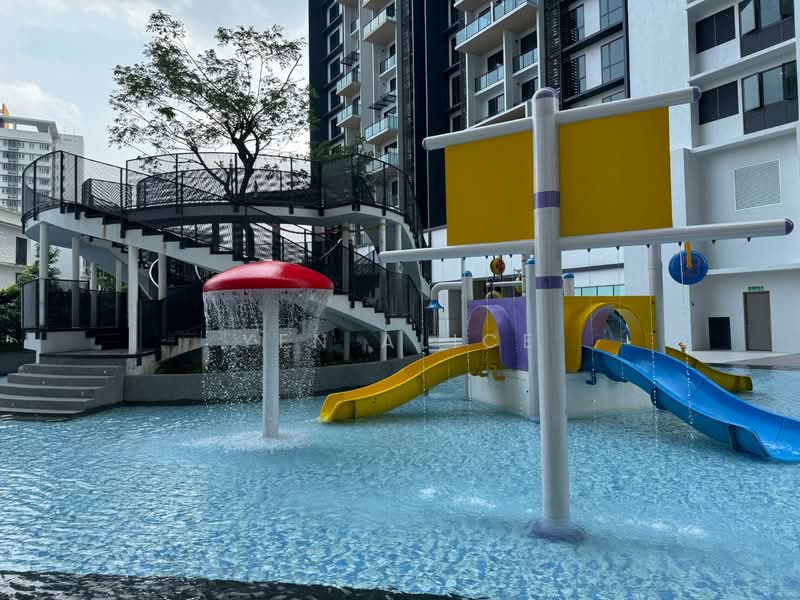 Service Residence for Rent at Bloomsvale Menara Vista Petaling - Yen Alice - Exterior - PropertyGuru.com.my