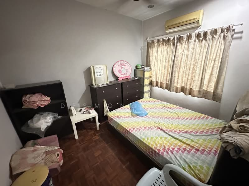 2-storey Terraced House for Sale in SS2 (Petaling Jaya) - Desmond Tan - Bedroom - PropertyGuru.com.my