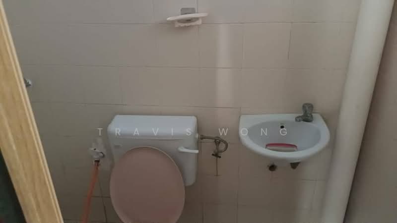 Apartment for Sale at Rosana Villa Apartment - Travis Wong - Bathroom - PropertyGuru.com.my