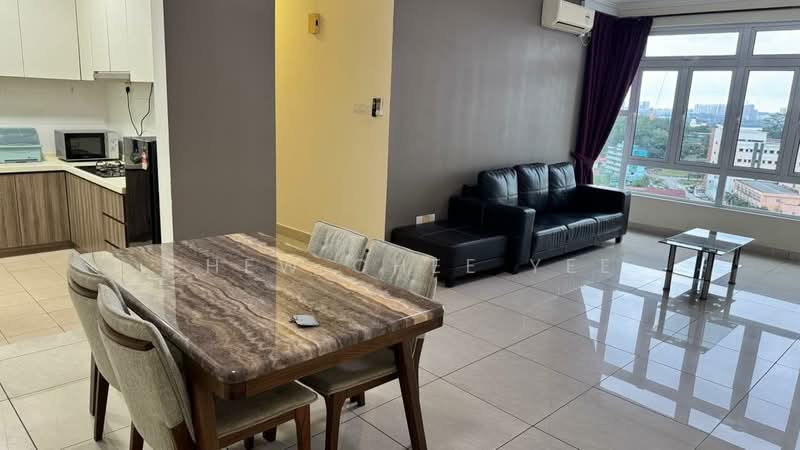 Pangsapuri Tanah Emas (Golden Sands) untuk Untuk Disewa - RM 2,000 /bulan, Mac 2026 - Living Room - PropertyGuru.com.my