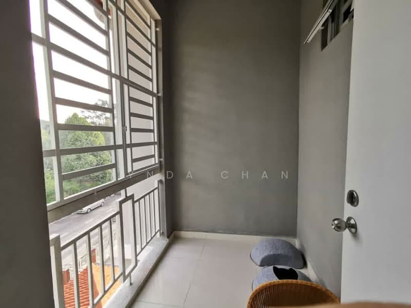 3-storey Terraced House for Sale in Taman Nyaman Indah (Balik Pulau) - Lynda Chan - Balcony - PropertyGuru.com.my