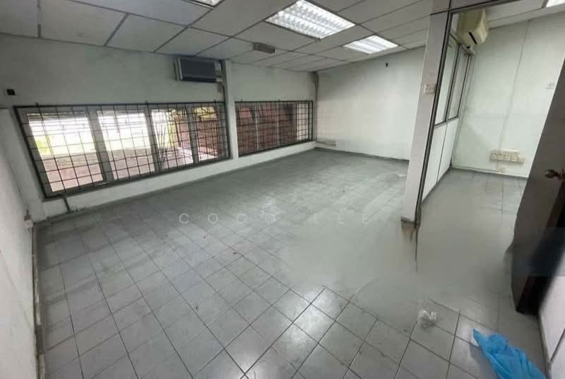 Semi-D Factory for Sale in Taman Daya (Johor Bahru) - Coco Lee - Interior - PropertyGuru.com.my
