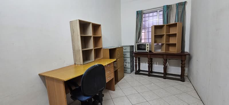 Apartment for Sale at Bayu Puteri - Goh Kien Hua - Study - PropertyGuru.com.my