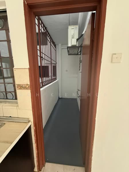 Pangsapuri untuk Dijual di Bayu Puteri - Goh Kien Hua - Entrance - PropertyGuru.com.my